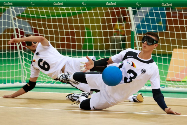 Goalball sporters in actie